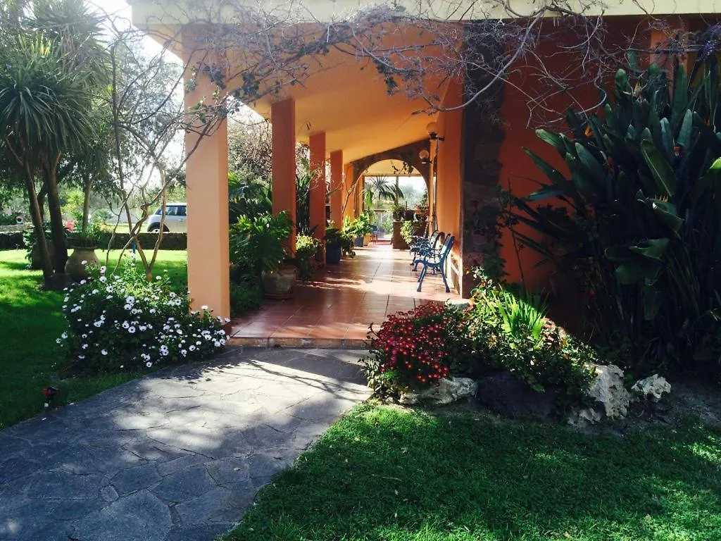 Il Bouganville Oristano Bed & Breakfast