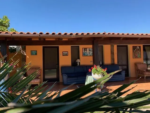 Il Bouganville Oristano Bed & Breakfast